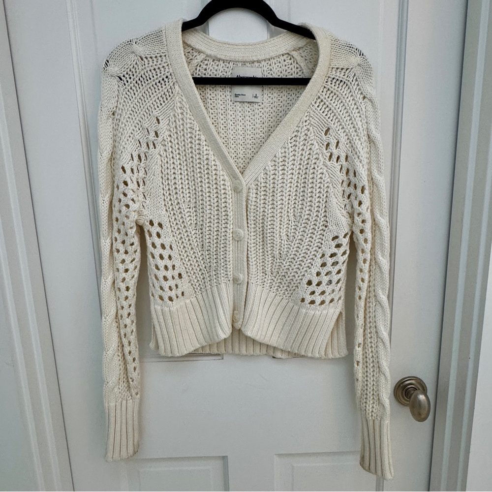 Abercrombie & Fitch Off White Knit Cardigan